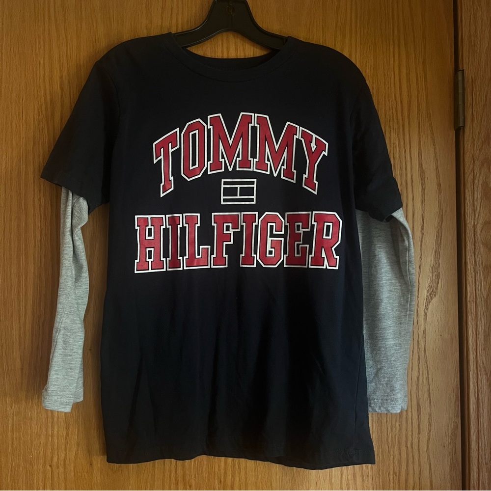 Tommy Hilfiger gray long sleeve tshirt